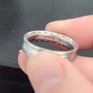 Tacori Men's Wedding Band 18k